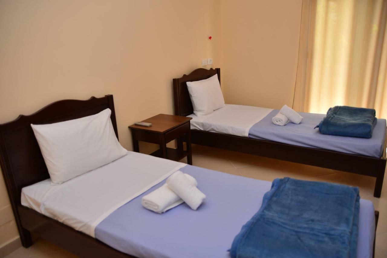Hotel Villa Ago Permet Ngoại thất bức ảnh