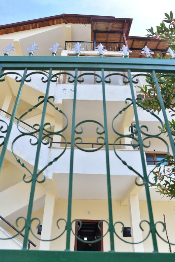 Hotel Villa Ago Permet Ngoại thất bức ảnh