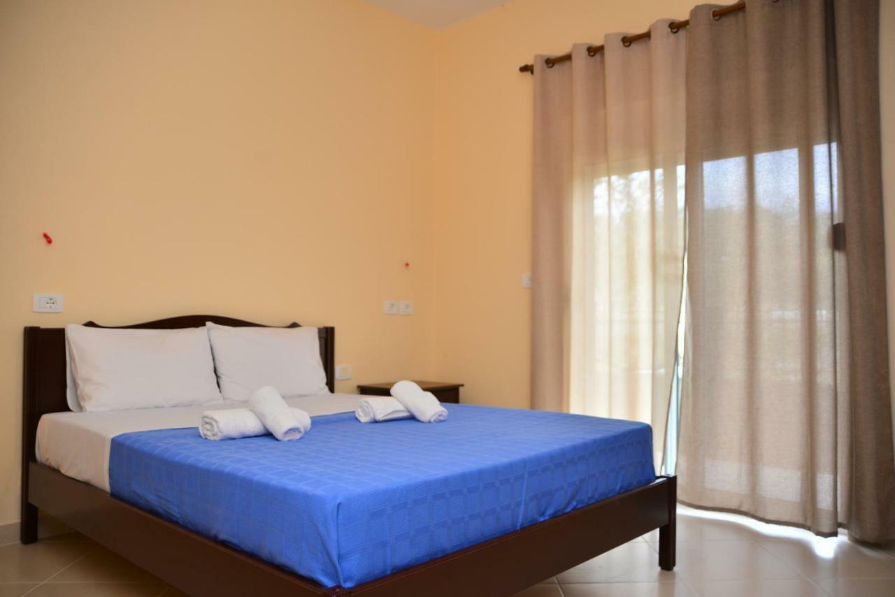 Hotel Villa Ago Permet Ngoại thất bức ảnh