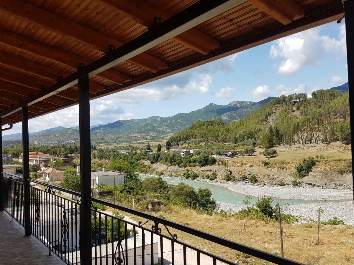 Hotel Villa Ago Permet Ngoại thất bức ảnh