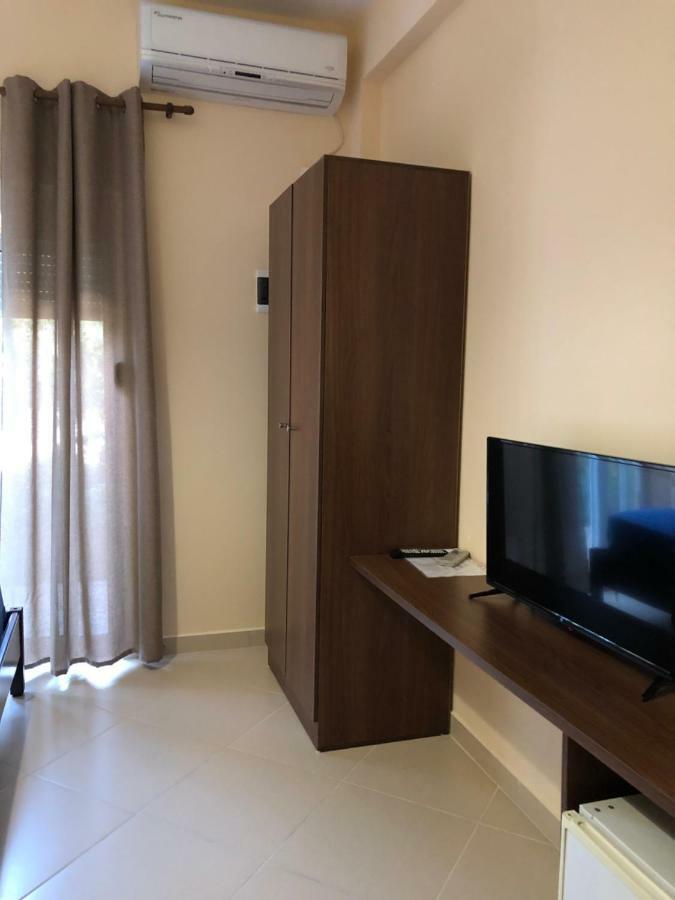 Hotel Villa Ago Permet Ngoại thất bức ảnh